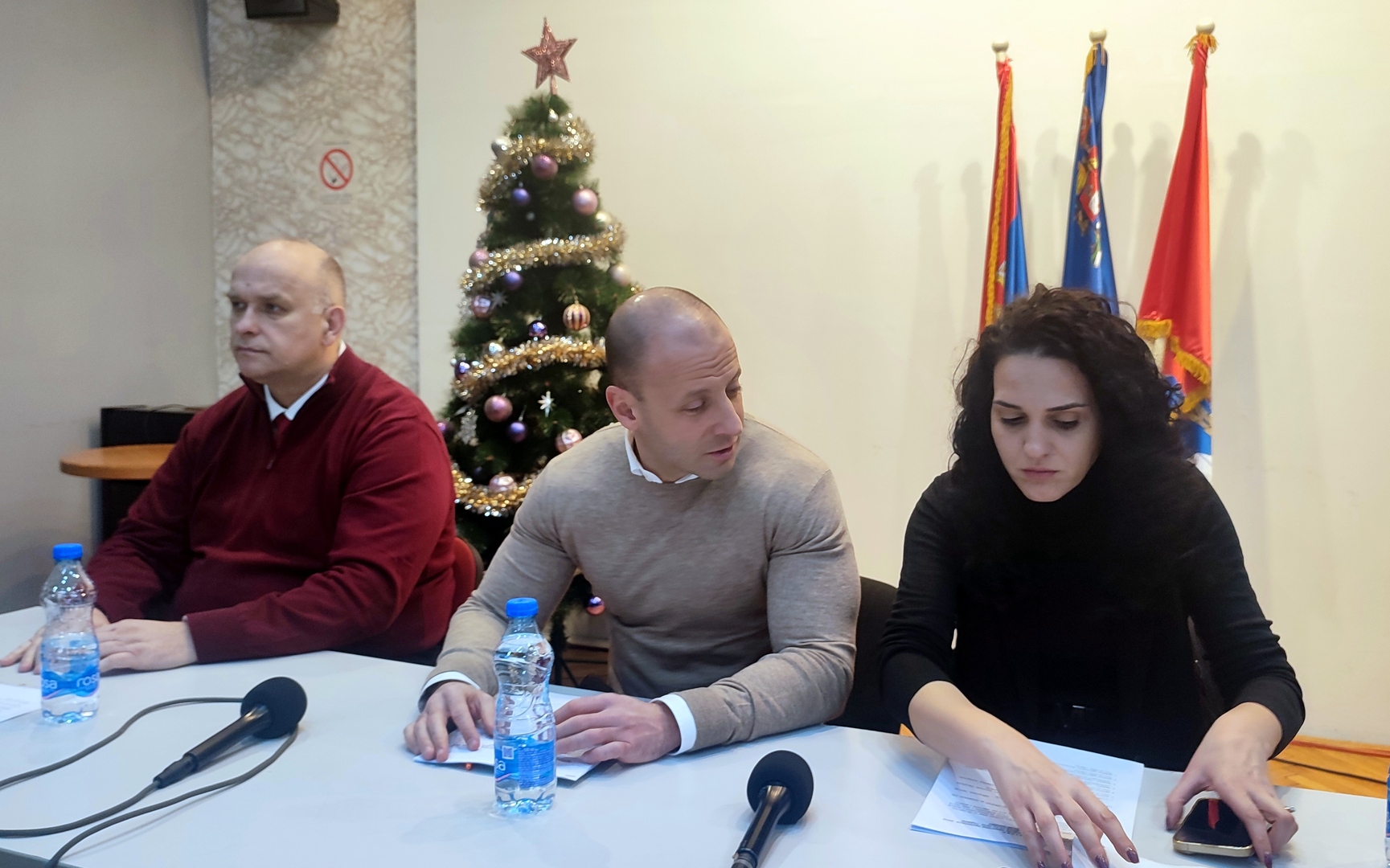 О ПРОГРАМУ ПОСЛОВАЊА ЈАВНИХ ПРЕДУЗЕЋА И ПОЧАСНОМ ГРАЂАНИНУ